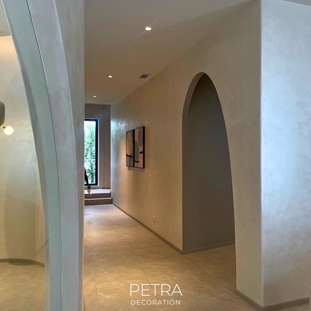 ผนัง Valsetin และดีไซน์โค้งมน